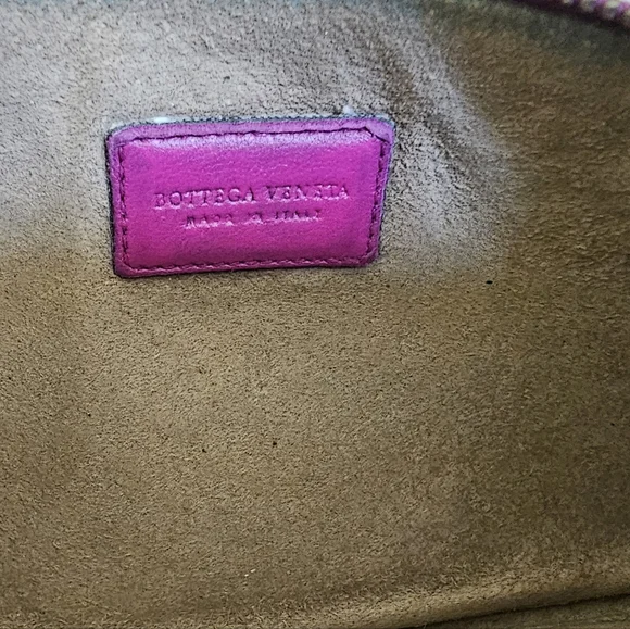 Authentic Bottega Veneta wallet/pouch - Picture 9 of 13